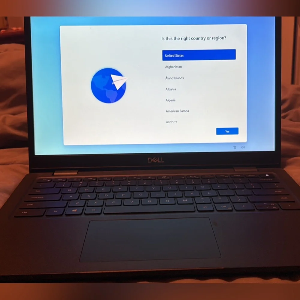 2021 Dell Laptop with charger